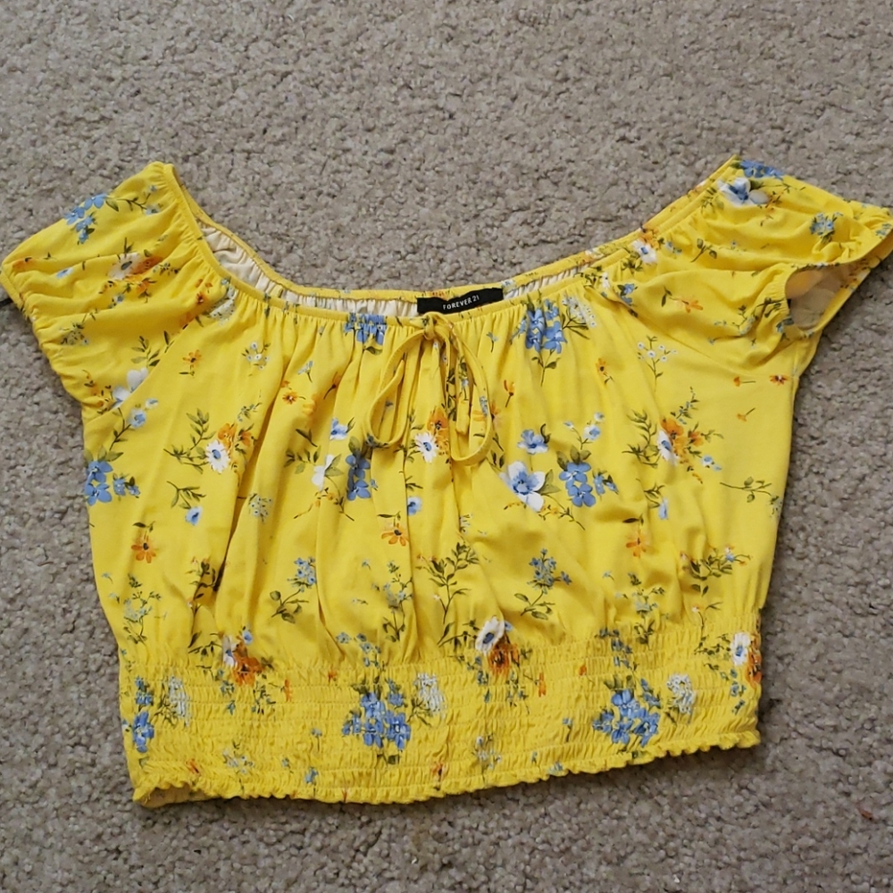 Crop top